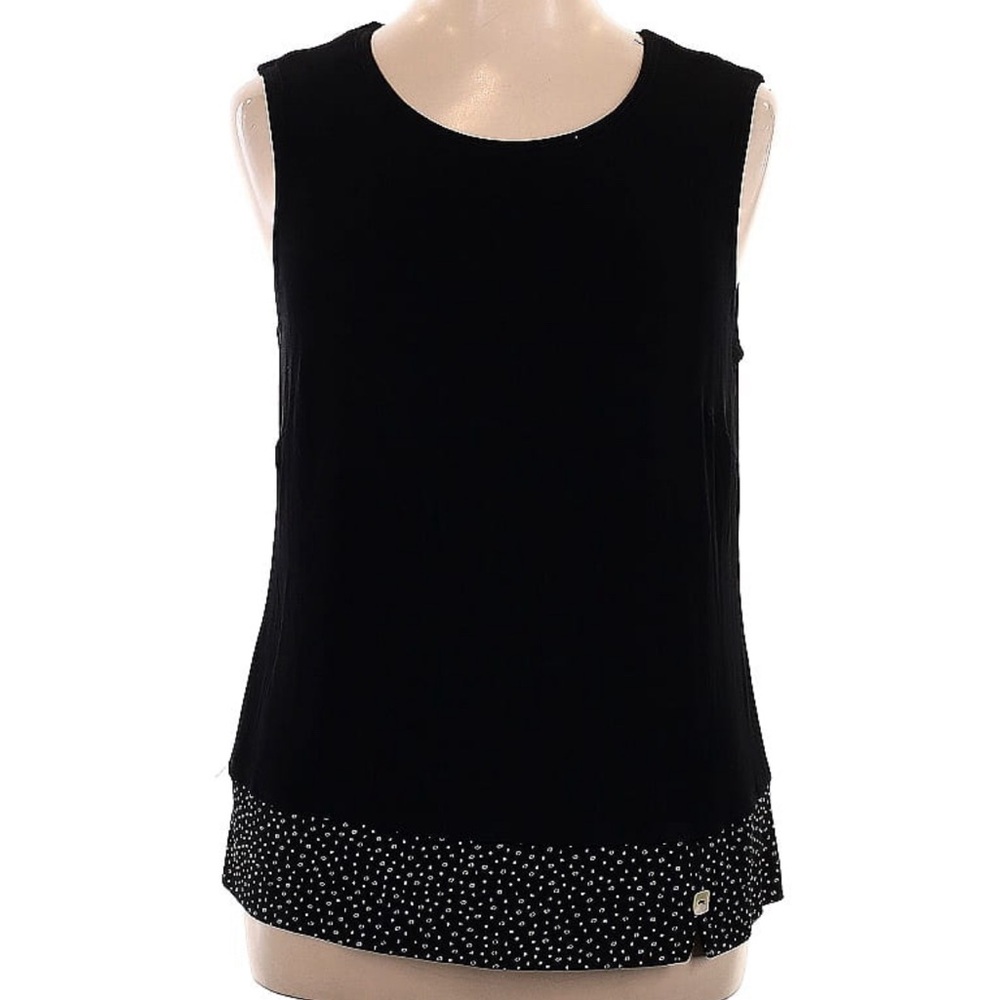 Black sleeveless shirt